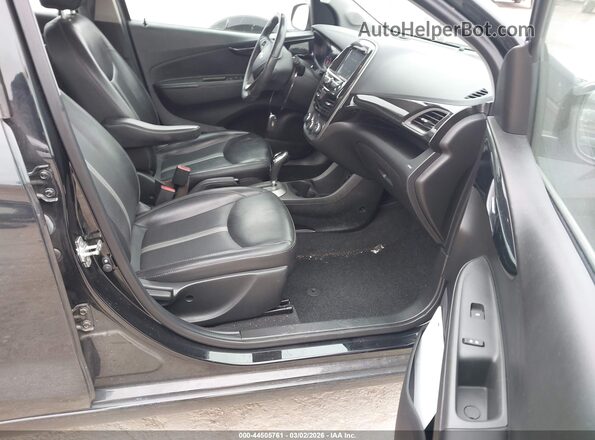 KL8CF6SA9MC220996 2021 CHEVROLET SPARK Black Вид салону спереду