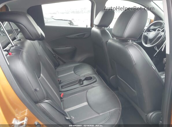 KL8CH6SA2KC765512 2019 CHEVROLET SPARK Orange 