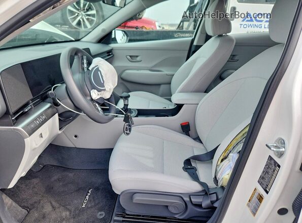 KM8HA3AB6TU371643 2026 HYUNDAI KONA White Սալոնի դիմացի տեսք
