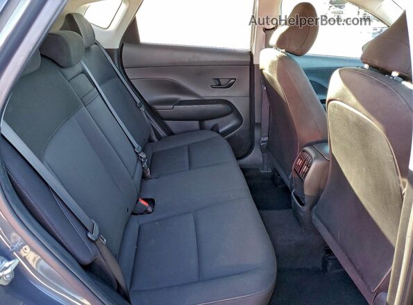 KM8HC3AB1RU060236 2024 HYUNDAI KONA Gray Vista interior trasera