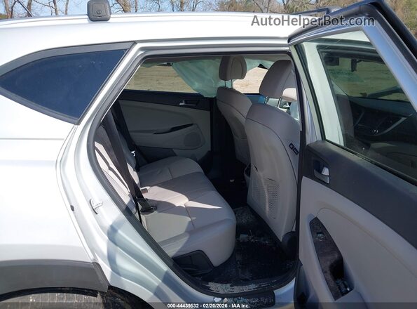 KM8J33A26HU585972 2017 HYUNDAI TUCSON Серебряный 