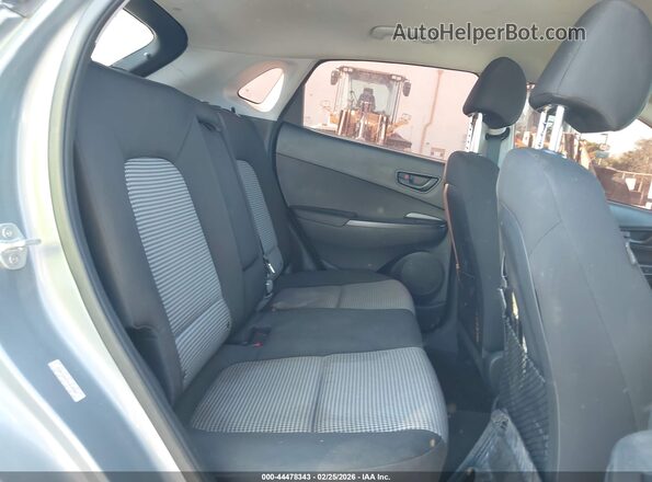 KM8K12AA4MU639985 2021 HYUNDAI KONA Gray 