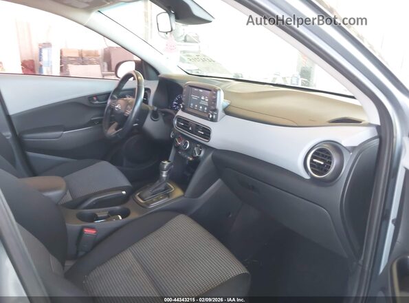 KM8K22AA9LU477489 2020 HYUNDAI KONA Green Front interior view