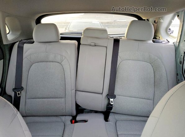KM8K33AG1PU168340 2023 HYUNDAI KONA White Widok tylnych siedzeń