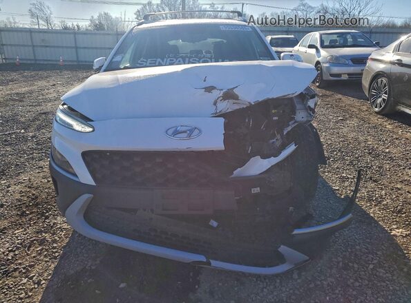 KM8K6CAB0NU832202 2022 HYUNDAI KONA Белый Вид спереди