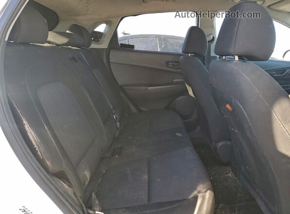 KM8K6CAB0NU832202 2022 HYUNDAI KONA Белый Вид задних сидений