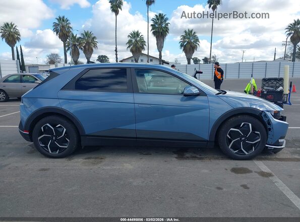 KM8KM4AE4NU109068 2022 HYUNDAI IONIQ 5 Light Blue Widok wnętrza z tyłu