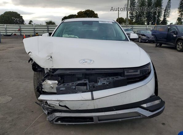 KM8KMDAF2NU051003 2022 HYUNDAI IONIQ White Widok z przodu