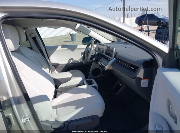 KM8KN4AE2PU145292 2023 HYUNDAI IONIQ 5 Silver Front interior view