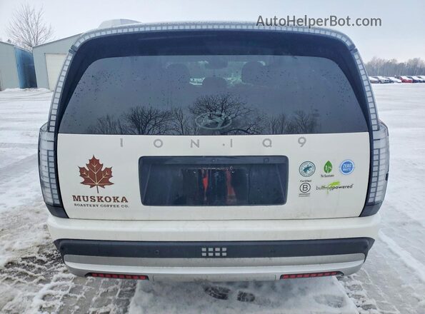 KM8MUFS33TA013139 2026 HYUNDAI IONIQ Белый Вид сзади