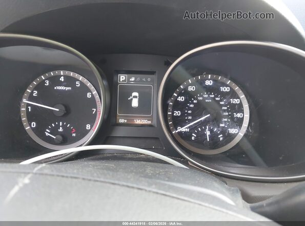 KM8SM4HF2JU258247 2018 HYUNDAI SANTA FE White 