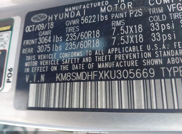 KM8SMDHFXKU305669 2019 HYUNDAI SANTA FE XL Silver Vista del compartimento del motor