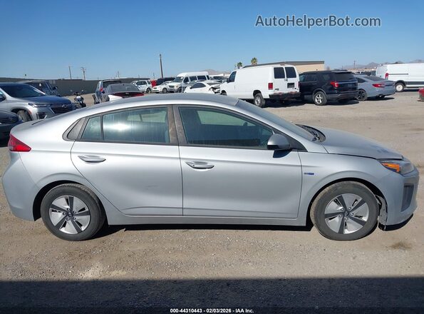 KMHC65LC0LU235666 2020 HYUNDAI IONIQ HYBRID Silver 