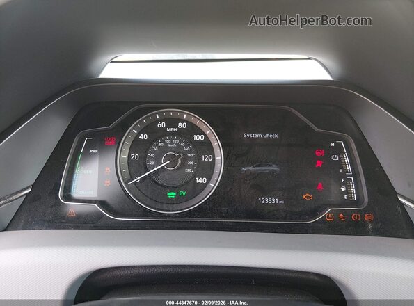 KMHC65LC2LU219016 2020 HYUNDAI IONIQ HYBRID White Вид задніх сидінь