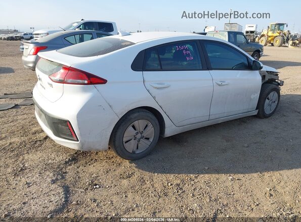 KMHC65LC5HU037348 2017 HYUNDAI IONIQ HYBRID White Rear right