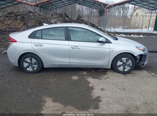 KMHC65LC5KU140969 2019 HYUNDAI IONIQ HYBRID Silver Սալոնի 360 աստիճան տեսք
