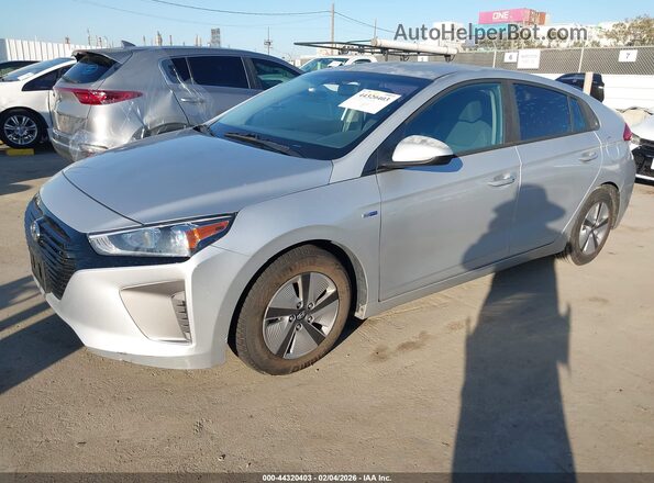 KMHC65LC9JU065305 2018 HYUNDAI IONIQ HYBRID Silver Przód lewy