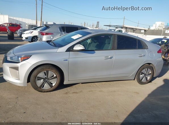 KMHC65LC9JU065305 2018 HYUNDAI IONIQ HYBRID Silver 