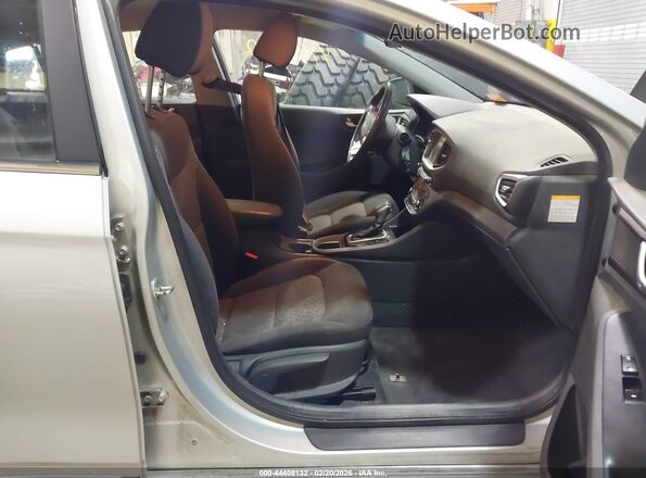 KMHC75LC2HU056422 2017 HYUNDAI IONIQ HYBRID Gray Widok wnętrza z przodu
