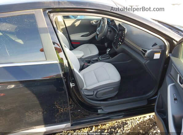KMHC75LC6NU282782 2022 HYUNDAI IONIQ HYBRID Black წინა სალონის ხედი