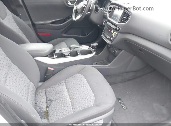 KMHC75LH2KU052289 2019 HYUNDAI IONIQ ELECTRIC Turquoise Front interior view