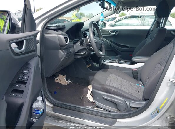 KMHC75LH3KU048879 2019 HYUNDAI IONIQ ELECTRIC Silver Widok wnętrza z przodu