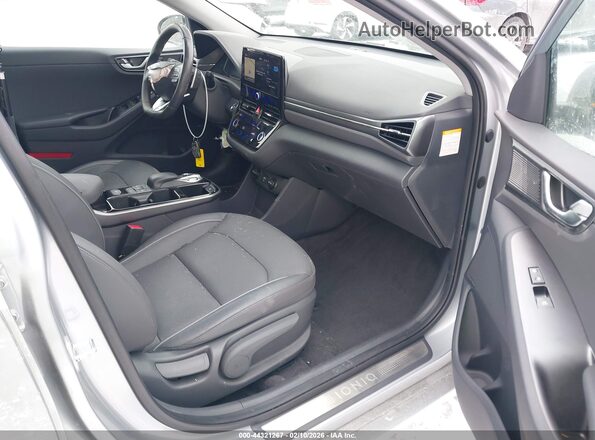 KMHC85LJXLU061386 2020 HYUNDAI IONIQ ELECTRIC Silver Vista interior delantera