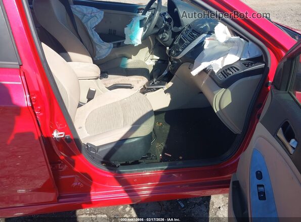 KMHCT4AE5GU128531 2016 HYUNDAI ACCENT Red Widok wnętrza z przodu