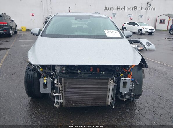KMHCX5LD6MU250096 2021 HYUNDAI IONIQ PLUG-IN HYBRID Silver Vista interior trasera
