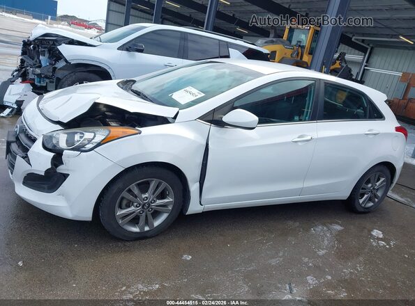 KMHD35LH3HU383732 2017 HYUNDAI ELANTRA GT White Widok wnętrza 360 stopni