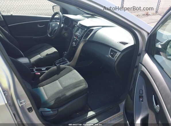 KMHD35LH8HU363783 2017 HYUNDAI ELANTRA GT Silver წინა სალონის ხედი
