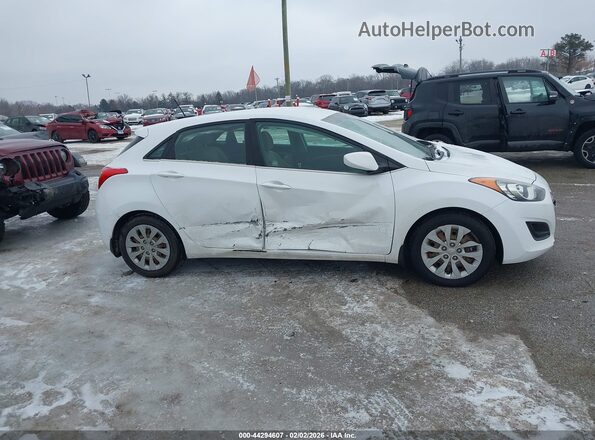 KMHD35LH9GU327020 2016 HYUNDAI ELANTRA GT White 
