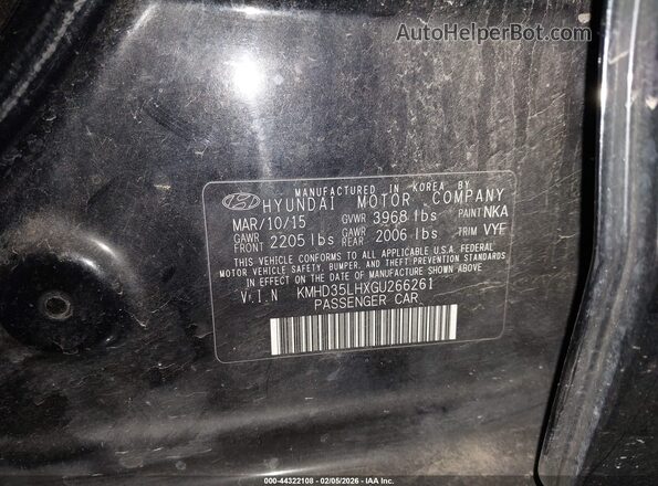 KMHD35LHXGU266261 2016 HYUNDAI ELANTRA GT Black Engine compartment view