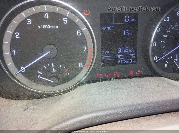 KMHD74LF8HU128636 2017 HYUNDAI ELANTRA Red 