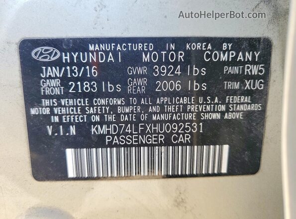 KMHD74LFXHU092531 2017 HYUNDAI ELANTRA Silver Widok komory silnika