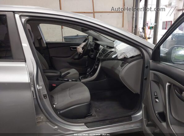 KMHDH4AE0GU542886 2016 HYUNDAI ELANTRA Silver Widok wnętrza z przodu