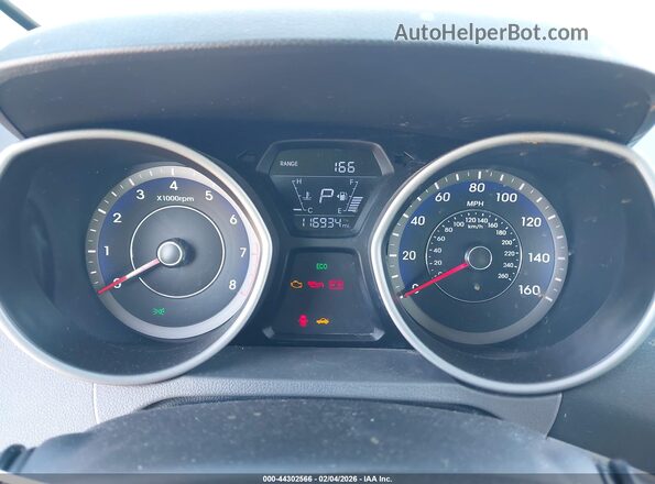 KMHDH4AE6GU546313 2016 HYUNDAI ELANTRA Red Vista de los asientos traseros