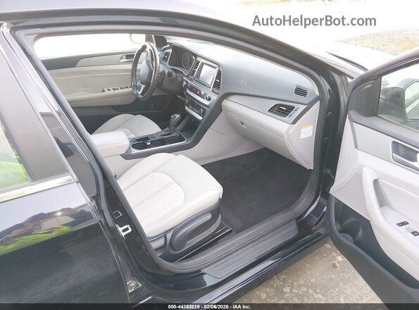 KMHE14L20KA093439 2019 HYUNDAI SONATA PLUG-IN HYBRID Черный Вид салона спереди