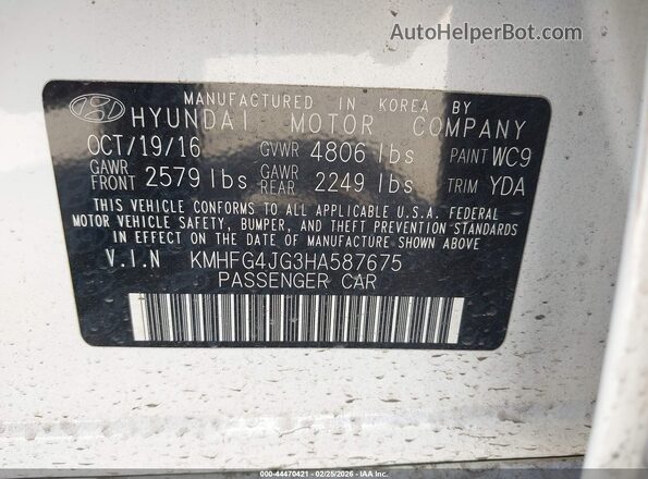 KMHFG4JG3HA587675 2017 HYUNDAI AZERA Белый Вид подкапотного пространства