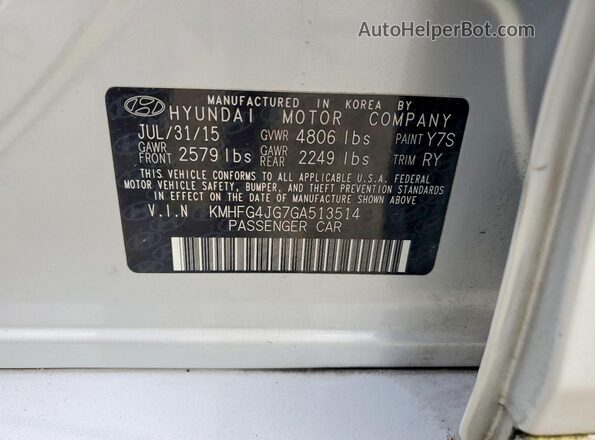 KMHFG4JG7GA513514 2016 HYUNDAI AZERA Silver 