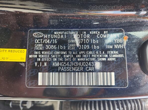 KMHG54JH3HU024370 2017 GENESIS G90 Black ძრავის განყოფილების ხედი