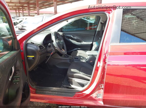 KMHH35LE1JU012887 2018 HYUNDAI ELANTRA GT Red Вид салону спереду