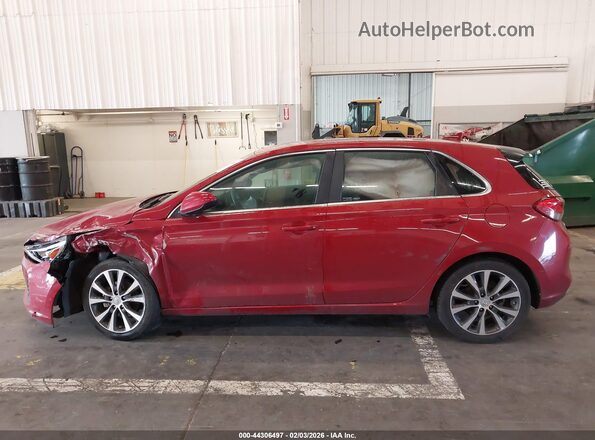 KMHH35LE3JU057653 2018 HYUNDAI ELANTRA GT Red 