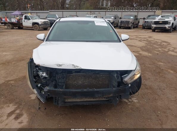 KMHH35LE5JU062126 2018 HYUNDAI ELANTRA GT White Vista interior trasera