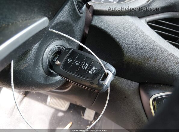KMHH35LE8JU021196 2018 HYUNDAI ELANTRA GT Серый Вид панели приборов