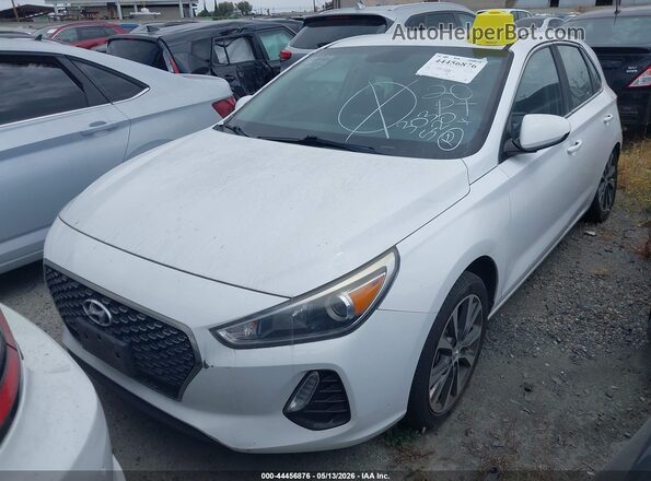 KMHH35LEXKU088710 2019 HYUNDAI ELANTRA GT White Przód lewy