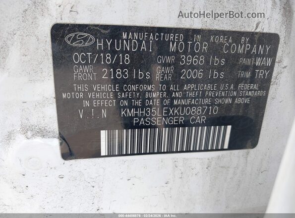 KMHH35LEXKU088710 2019 HYUNDAI ELANTRA GT White Widok komory silnika