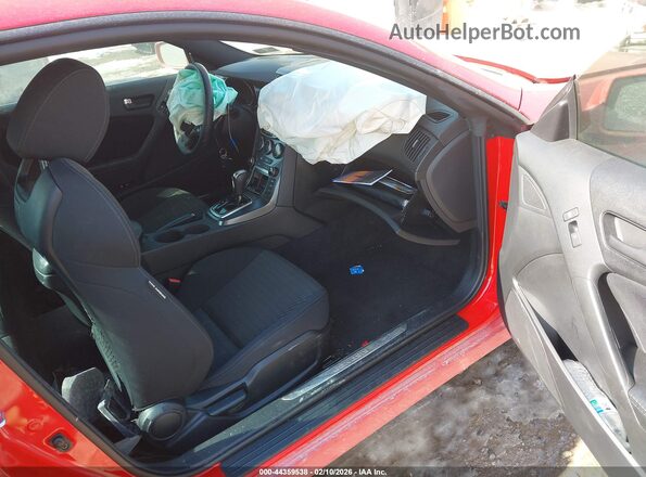 KMHHT6KJ9GU133485 2016 HYUNDAI GENESIS Красный Вид салона спереди