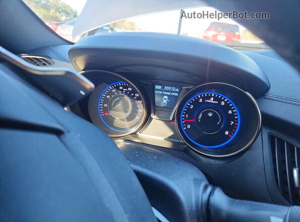 KMHHU6KJ0GU131802 2016 HYUNDAI GENESIS Gray ხელსაწყოთა პანელის ხედი