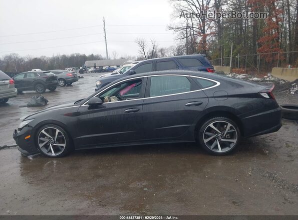 KMHL44J20PA326020 2023 HYUNDAI SONATA Black Widok wnętrza z tyłu